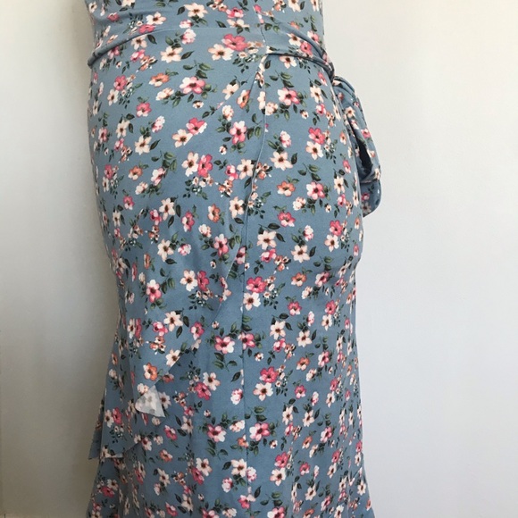 Cotton Crossover Floral Dress - Picture 5 of 5